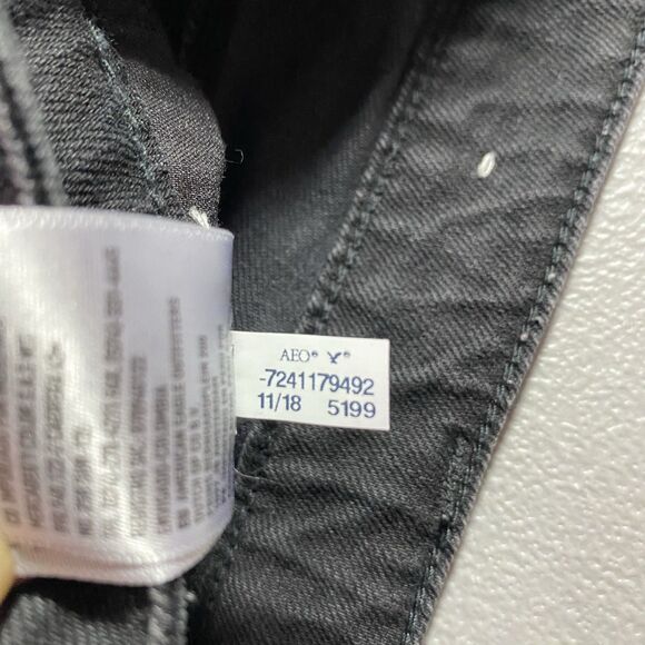 AMERICAN EAGLE Mini Skirt Button Fly Raw Hem Denim 5-Pocket Womens 0 Black - Picture 10 of 10